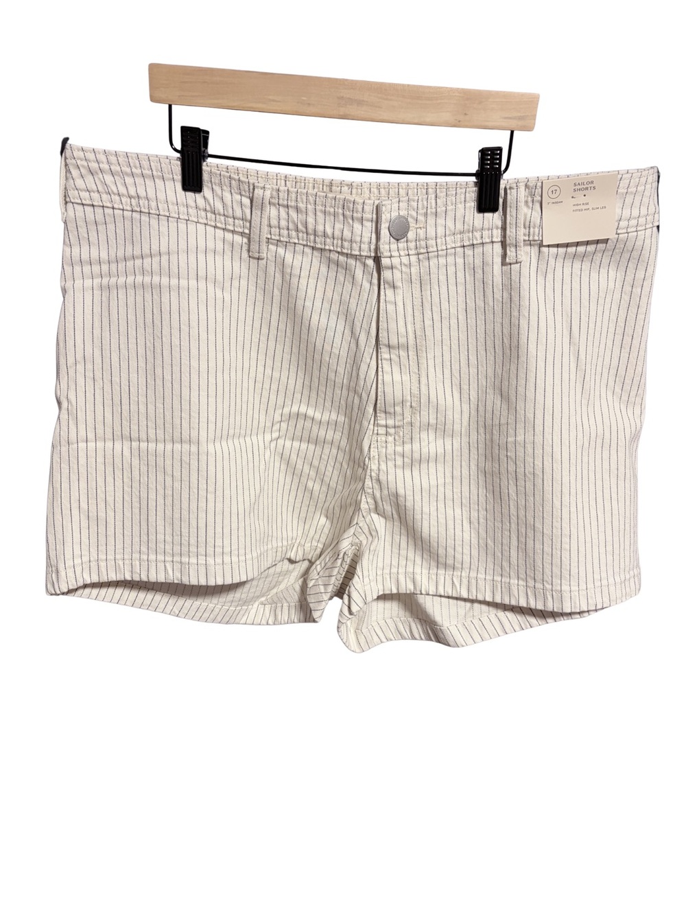 Universal Thread Cream and Blue Pinstripe Women's Jean Sailor Shorts High Rise